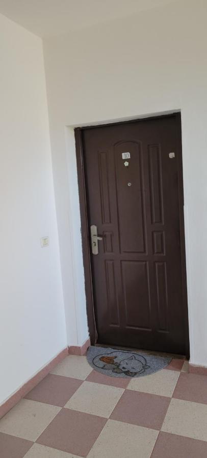 Charming Apartment Lushnjë エクステリア 写真